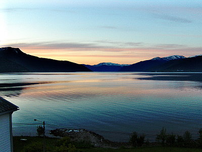  Midnight fjord 