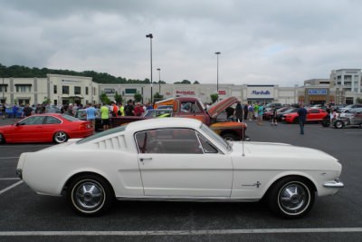 1965 Ford Mustang 2+2 Fastback (1124)