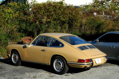 2017 OCT. 21 -- 1968 911L, Porsche Club of America, Chesapeake Region, Tech Session at Ralph's Auto Service (DSCN1664)