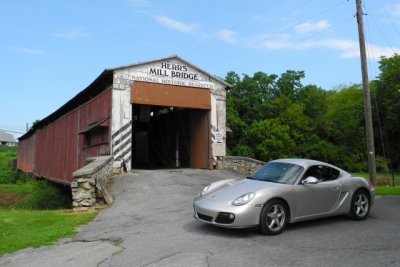 In Ronks, PA, this Cayman was one of 24 cars in Covered-Bridges Tour of Porsche Club of America, Chesapeake Region. (DSCN1200)