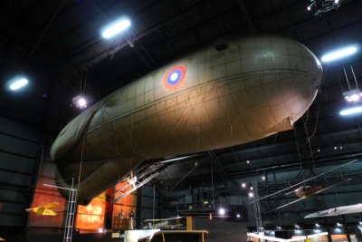 Caquot Type R Observation Balloon used by U.S. Army in World War I & by British in World War II. Made in UK 1944. (8015)
