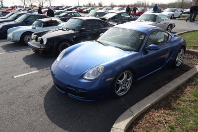 Spectator parking lot, Porsche Swap Meet in Hershey, PA (0621)