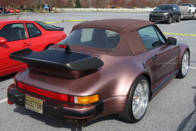 Porsche 911 Turbo, spectator parking lot, Porsche Swap Meet in Hershey, PA (0636)