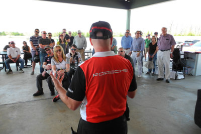 Briefing and drivers' meeting (2620)