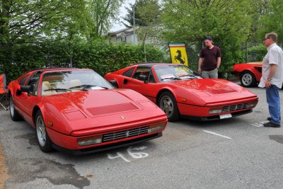 A pair of 1980s Ferrari 328 GTSs (5814)