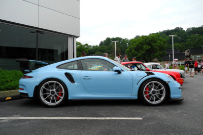 DISPLAY OF SIGNIFICANT PORSCHES: 2016 Porsche 911 GT3 RS (991.1) (3169)