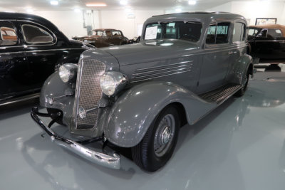 1934 Buick Model 61 Club Sedan (1008)