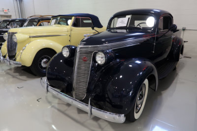 1937 Studebaker J5 Coupe Express (1123)