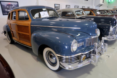 1947 Nash Ambassador 6 (4764) Suburban (1142)