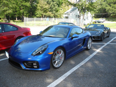 2015 Porsche Cayman GTS (981) in Sapphire Blue Metallic (3586)