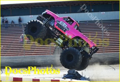 Willamette Speedway May 28 2017 monster trucks