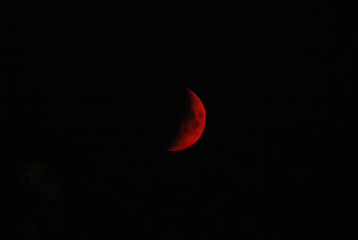 Moon with some zoom thru the smoke