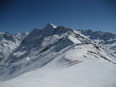 Au sommet du domaine skiable de Zinal