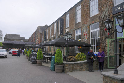 Blarney Woolen Mill
