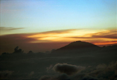 MtMeru_Sunset