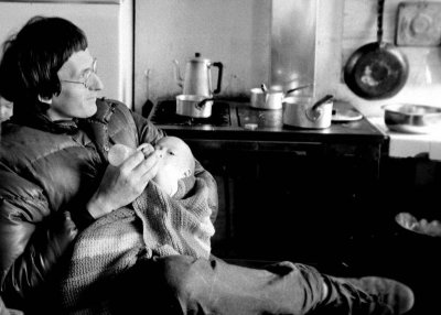 271 Herv et Guillaume dans la cuisine, Sept 1972
