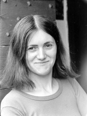 Anne, 1976