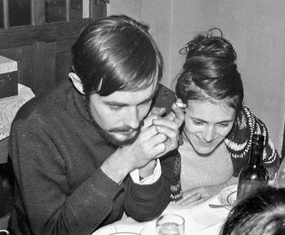 Au cours d'un repas chez les Pailla, avec Anne - 1969