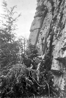 Du temps o Anne grimpait. Ici  Arudy en avril 1967.