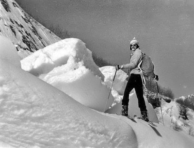 Le Pic Sanctus à ski depuis Gourette, 28 Mars 1976.