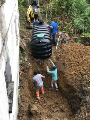 La cuve va être descendue