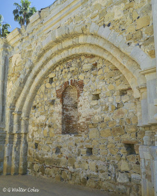 San Juan Capistrano Mission 5-17 (67) Ruins.jpg