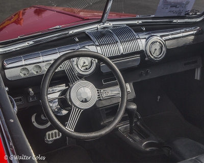 Ford 1948 Red Convertible B 10-15-16 (3) Dash.jpg