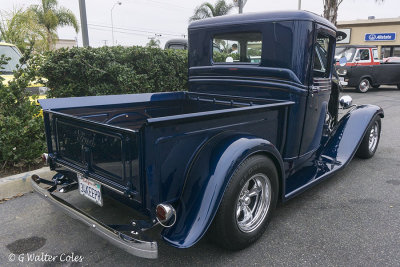 Ford 1932 PU Blue DD 8-16 (1).jpg