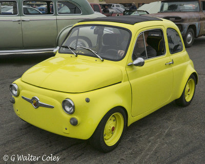 Fiat 1960s Yellow DD 6-17 F.jpg