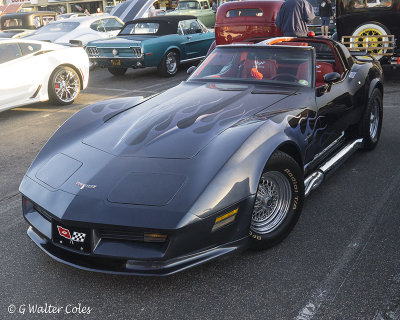 Corvette 1970s Black DD 4-17 Flames.jpg