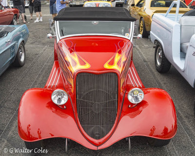 Ford 1934 Red Convertible DD 8-12-17 flames G.jpg