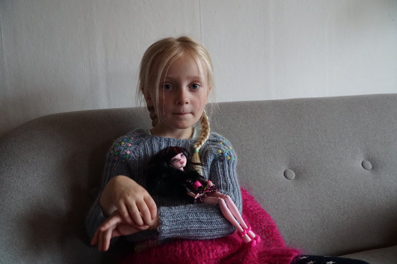 Ugla með eina sem kann að fljúga.