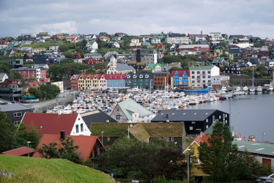 Dálítið nær