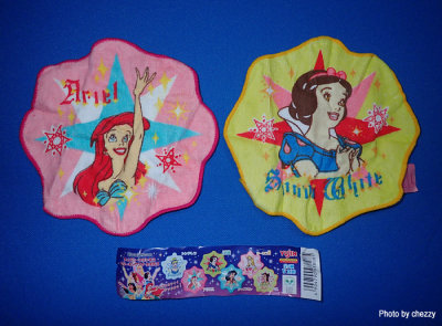 Yujin Disney Princess Snow White and Ariel mini towels