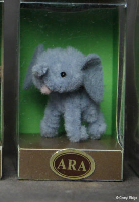 ARA wool miniature pocket pets elephant from Austria