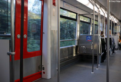 6969-amsterdam-trains.jpg
