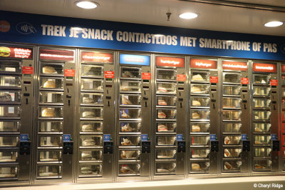 8025-amsterdam.jpg
