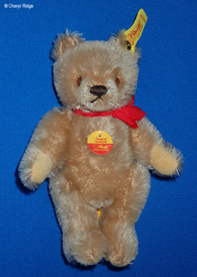 Steiff Teddy Bear Manschli with IDs 1983 to 1985 only produced sitting -  Ruby Lane