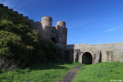 1592b-bamburgh-castle.jpg