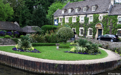 2325-bibury.jpg