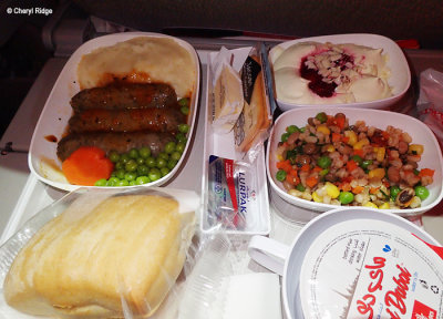 P5180220-emirates-food.jpg