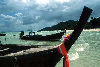 tekneler(phuket).jpg