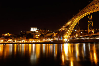 Ponte de D. Luis at night