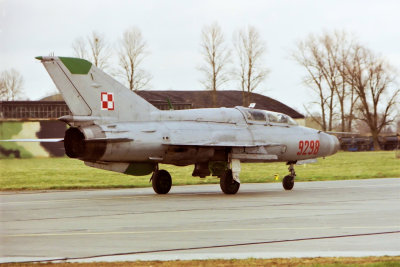 MiG-21UM 9298