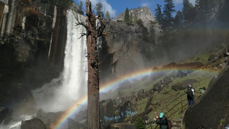 VERNAL FALLS, YOSEMITE
