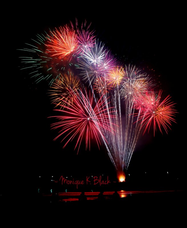 FIREWORKS.......OOOH & AAAH