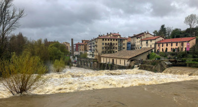 Floodwaters, Trinidad de Arre, entering Pamplona (4/11/2018)