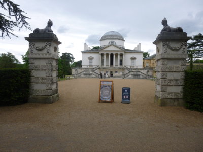 Front entrance of Chiswick House guarded by pair of sphinxes