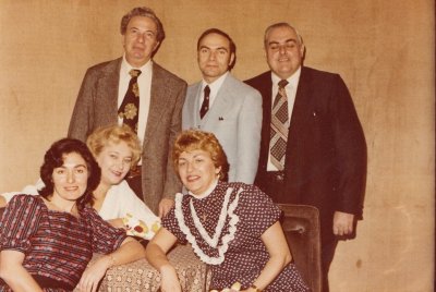 Sam,Phyllis,Elaine,Herb,Florence,Bill