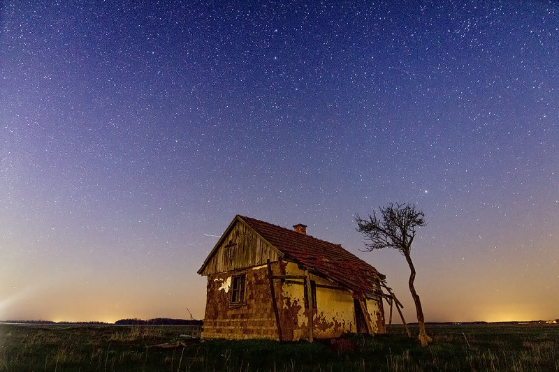 ruined farmhouse